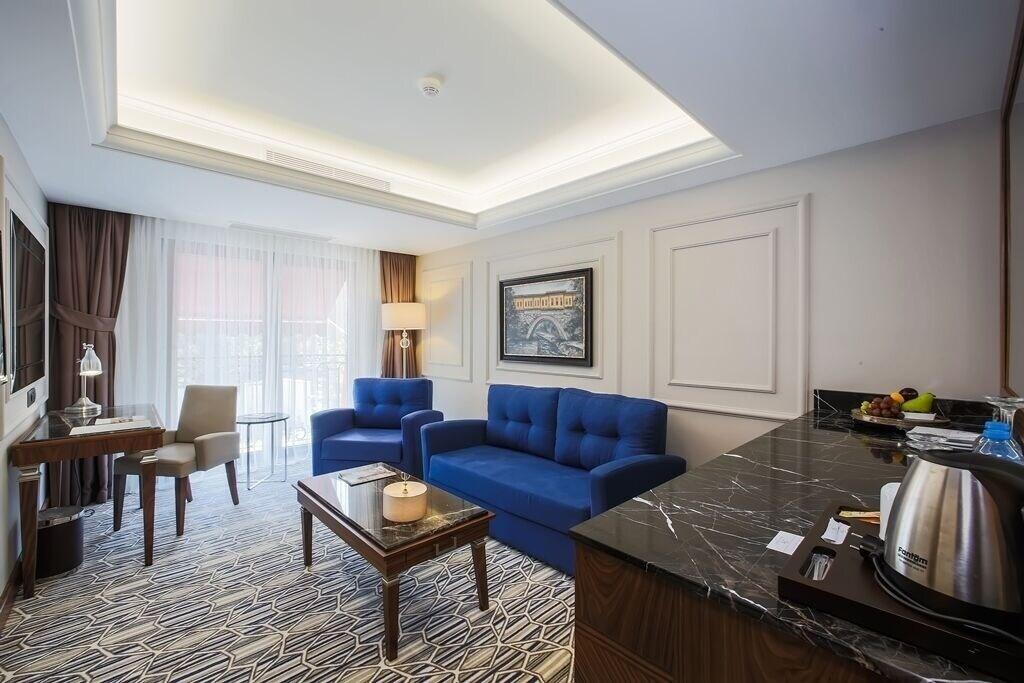 กอนูเฟอราห์ ซิตี้ โฮเต็ล Hotel บูร์ซา ภายนอก รูปภาพ