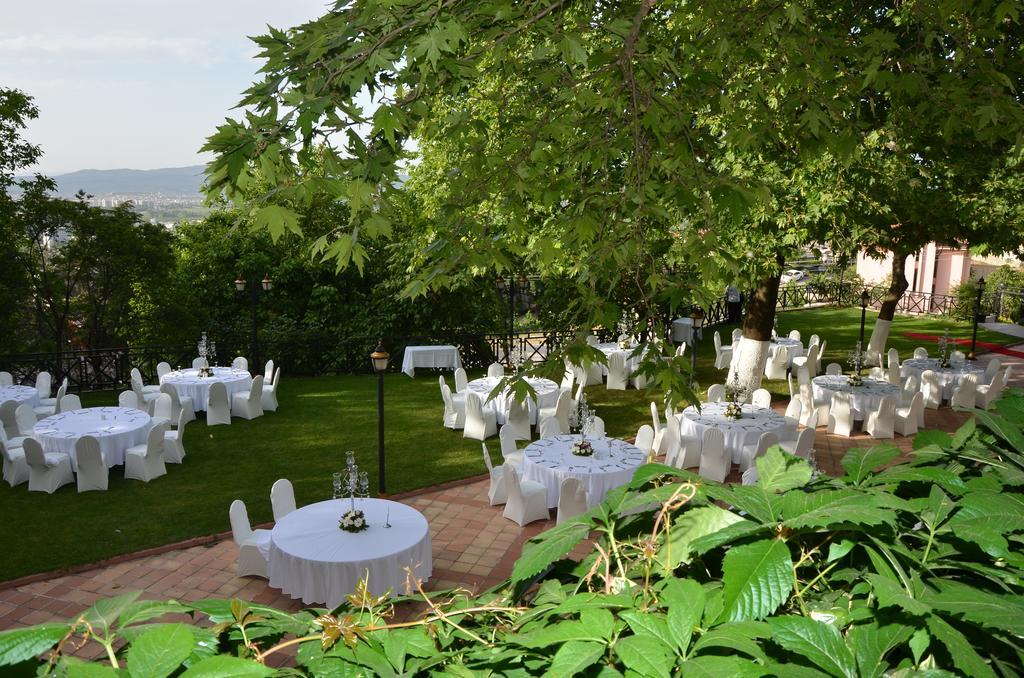กอนูเฟอราห์ ซิตี้ โฮเต็ล Hotel บูร์ซา ภายนอก รูปภาพ